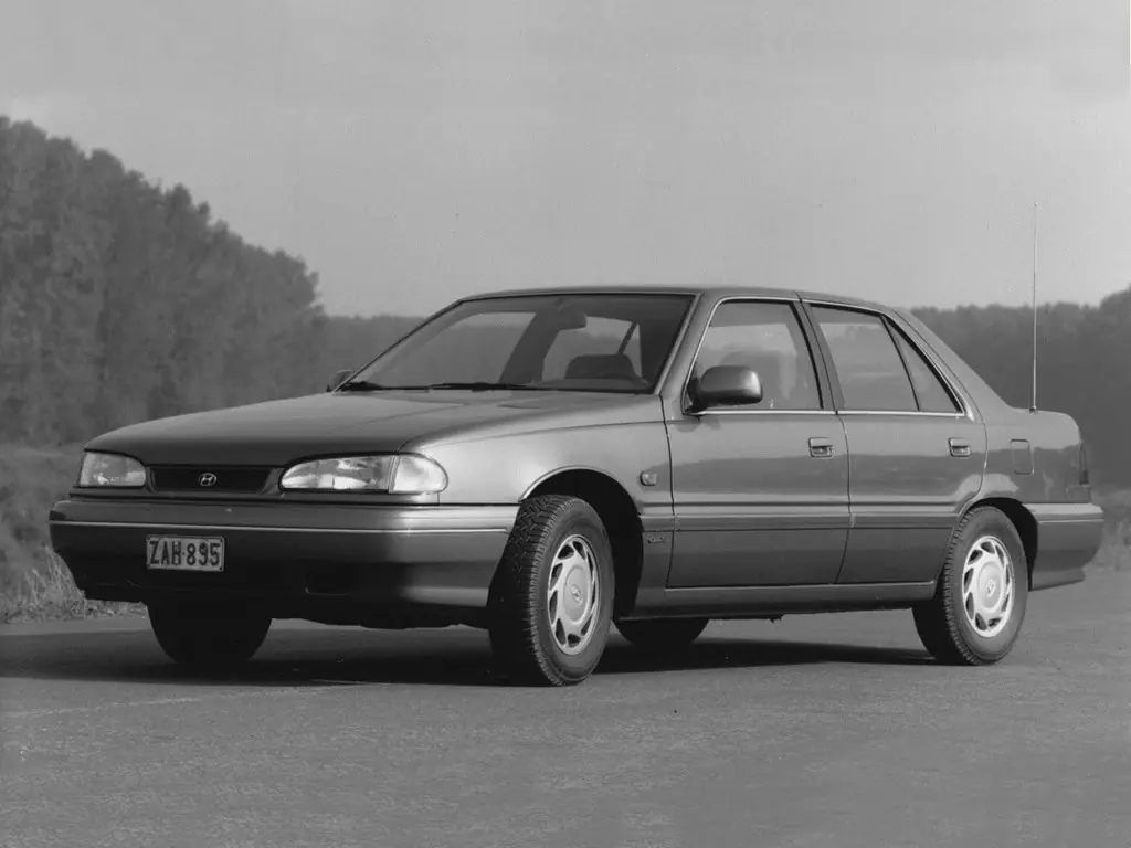 Hyundai Sonata (Y2) 2 поколение, рестайлинг, седан (03.1991 - 04.1993)